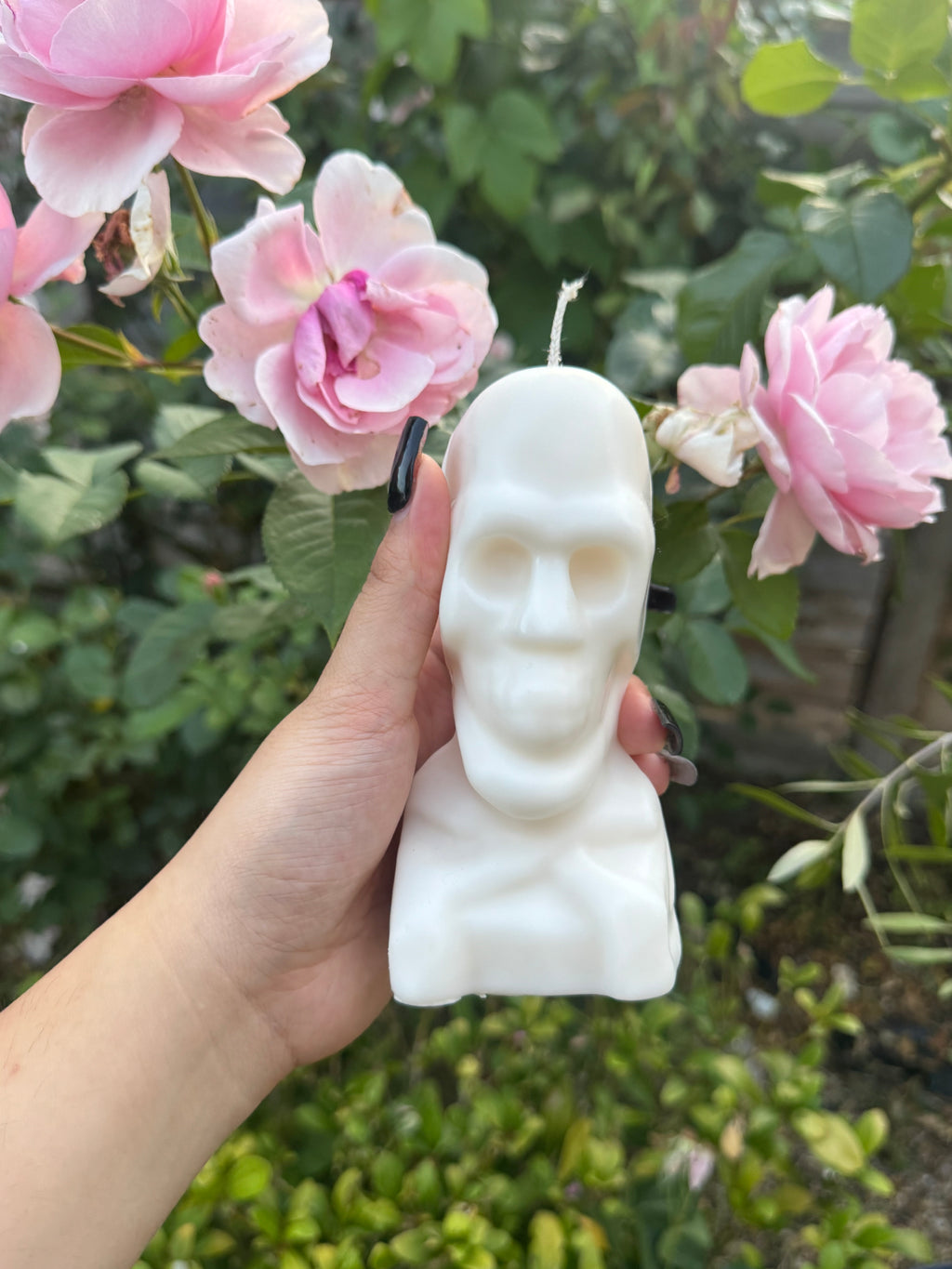 Skull & Cross Bones Candle