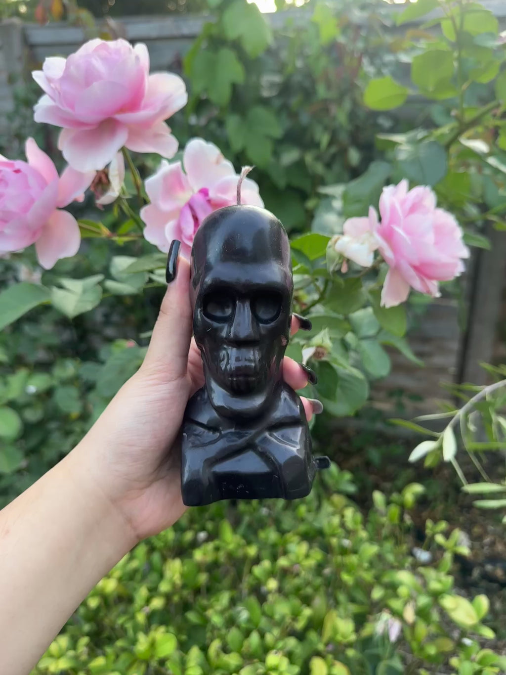 Skull & Cross Bones Candle